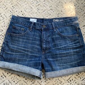 Gap boyfriend denim shorts